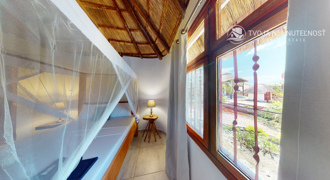 Zaria resort Zanzibar - dovolenkový prenájom bungalovu s dvomi spálňami a záhradou pre 2 páry D11