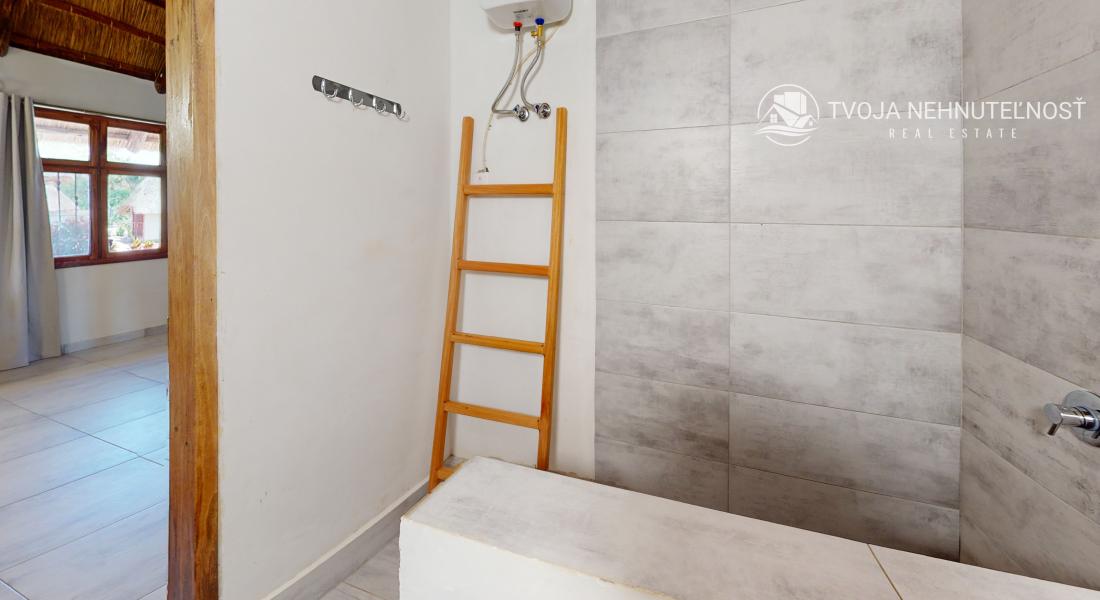 Zaria resort Zanzibar - dovolenkový prenájom bungalovu s dvomi spálňami a záhradou pre 2 páry D11