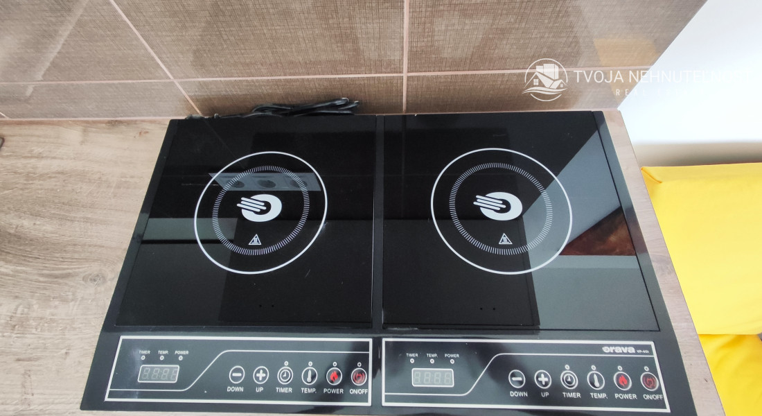 Prenajatý do 1.6.2026.... Malý romantický domček pre jedného, alebo pár, na pozemku 800 m2