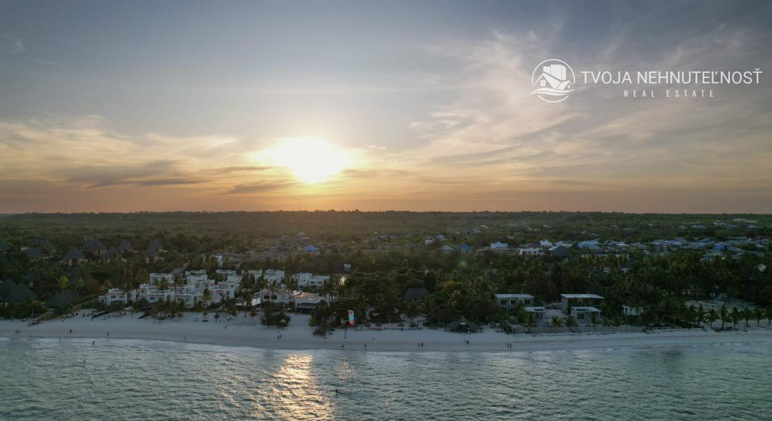 Zaria resort Zanzibar - luxusný poschodový dom, balkón s výhľadom na more a záhradou pre dve osoby D08