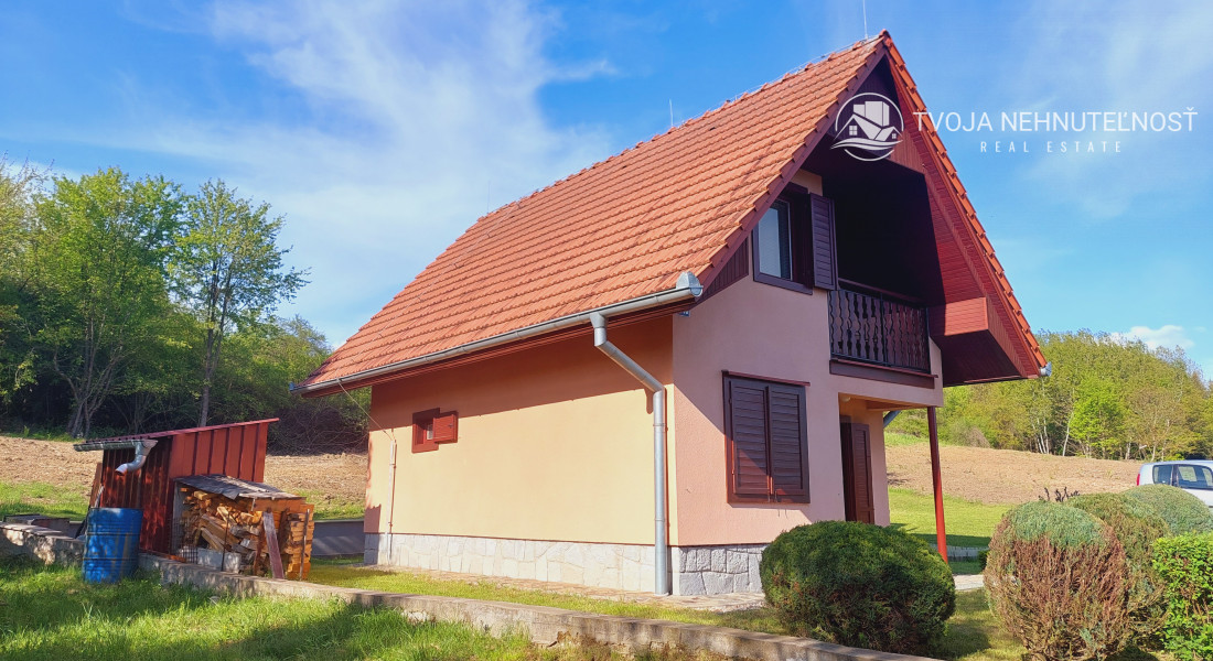 Na predaj murovaná poschodová rekreačná chata Domaša