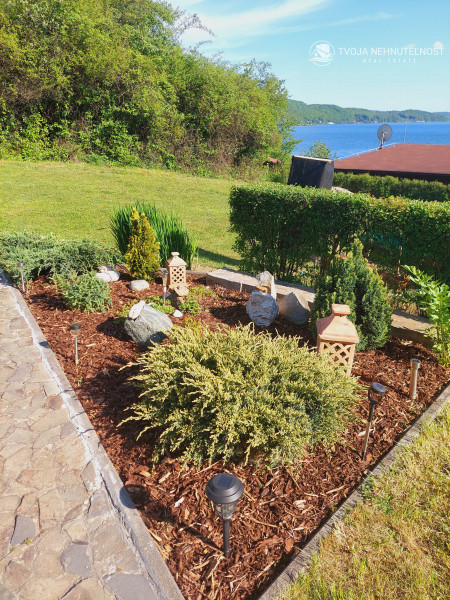 Na predaj murovaná poschodová rekreačná chata Domaša