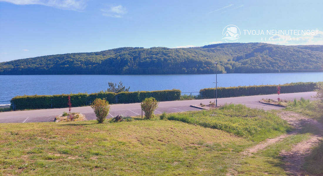 Na predaj murovaná poschodová rekreačná chata Domaša