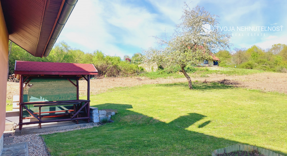 Na predaj murovaná poschodová rekreačná chata Domaša