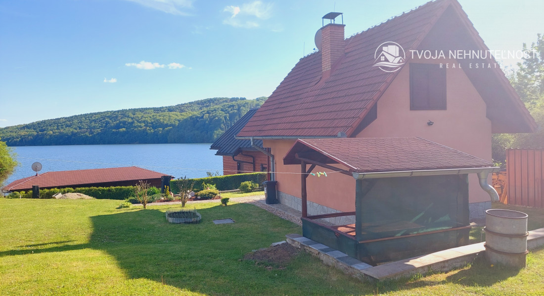 Na predaj murovaná poschodová rekreačná chata Domaša