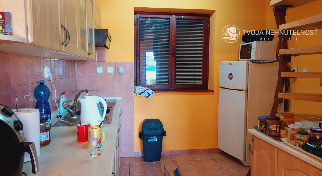 Na predaj murovaná poschodová rekreačná chata Domaša