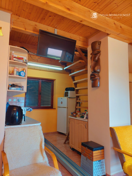 Na predaj murovaná poschodová rekreačná chata Domaša