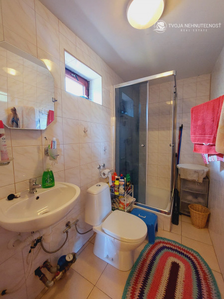 Na predaj murovaná poschodová rekreačná chata Domaša