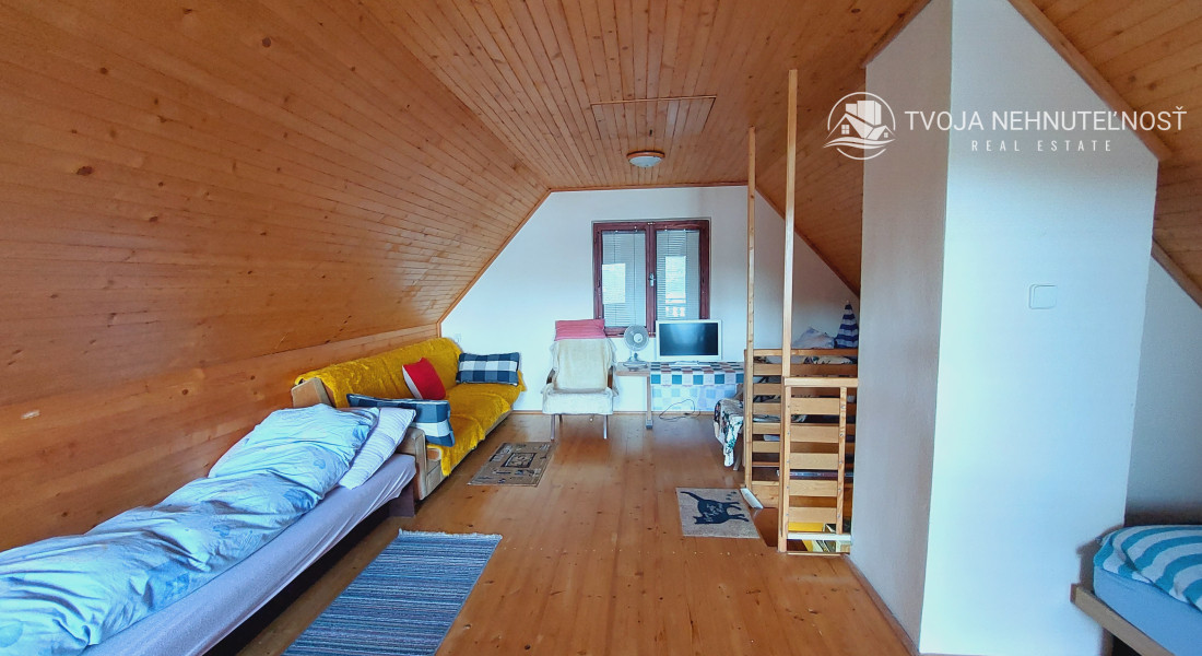 Na predaj murovaná poschodová rekreačná chata Domaša