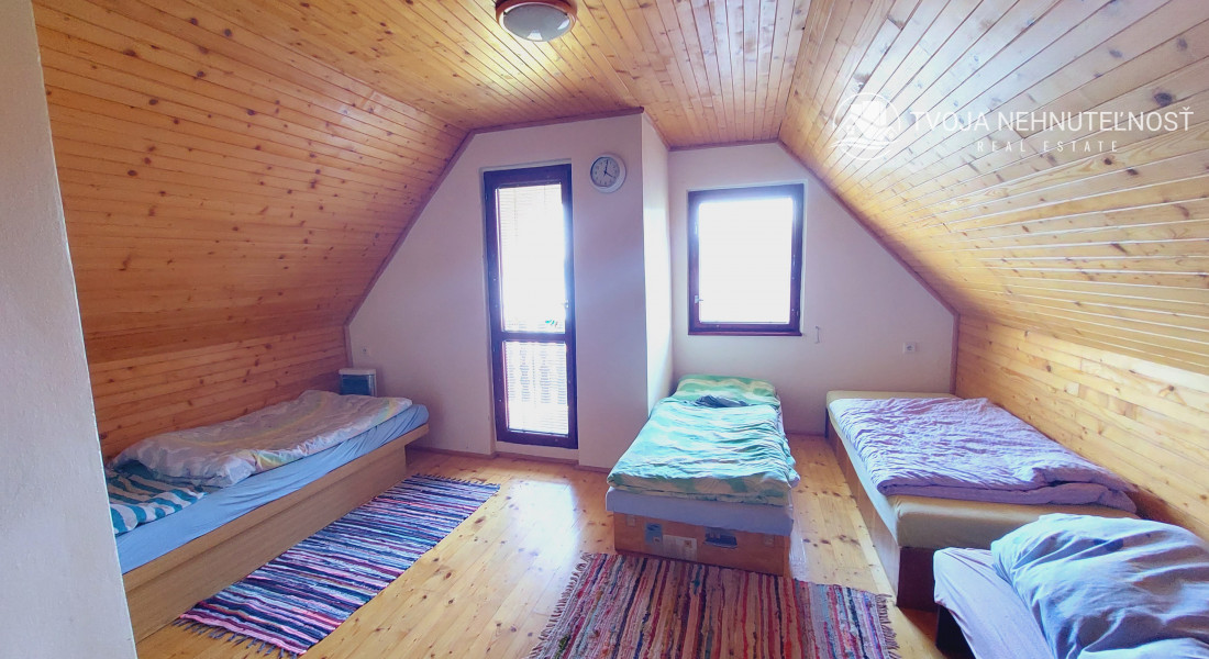 Na predaj murovaná poschodová rekreačná chata Domaša