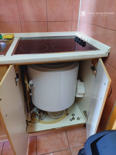 Na predaj murovaná poschodová rekreačná chata Domaša