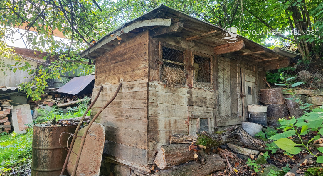 Rodinný dom Hanušovce so skvelým potenciálom pre zručného majstra so vzťahom k histórii