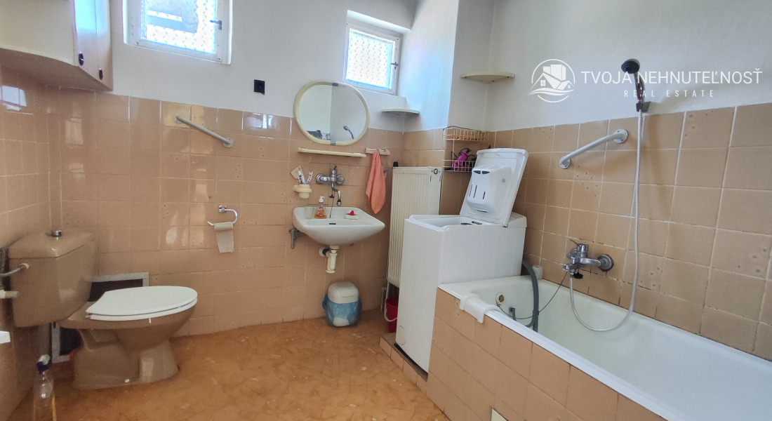 Rodinný dom Hanušovce so skvelým potenciálom pre zručného majstra so vzťahom k histórii