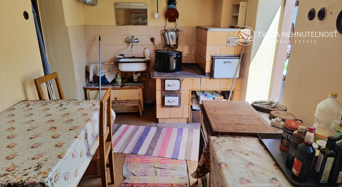 Rodinný dom Hanušovce so skvelým potenciálom pre zručného majstra so vzťahom k histórii