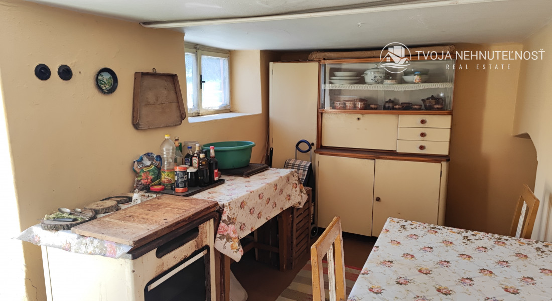 Rodinný dom Hanušovce so skvelým potenciálom pre zručného majstra so vzťahom k histórii