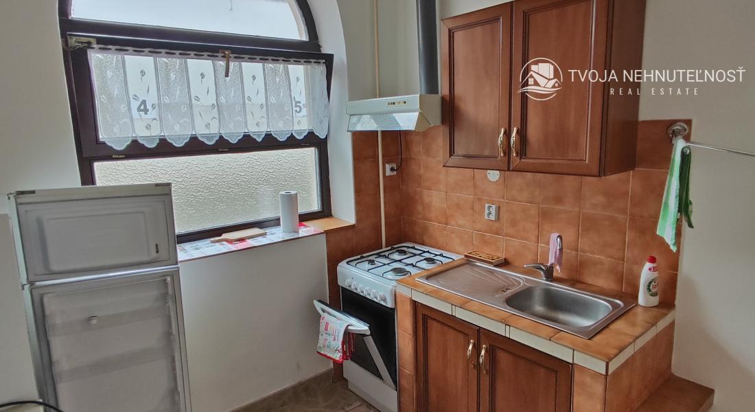 Prenajatý do 1.9.2024...2 izbový zariadený byt v centre mesta na Františkánskom námestí