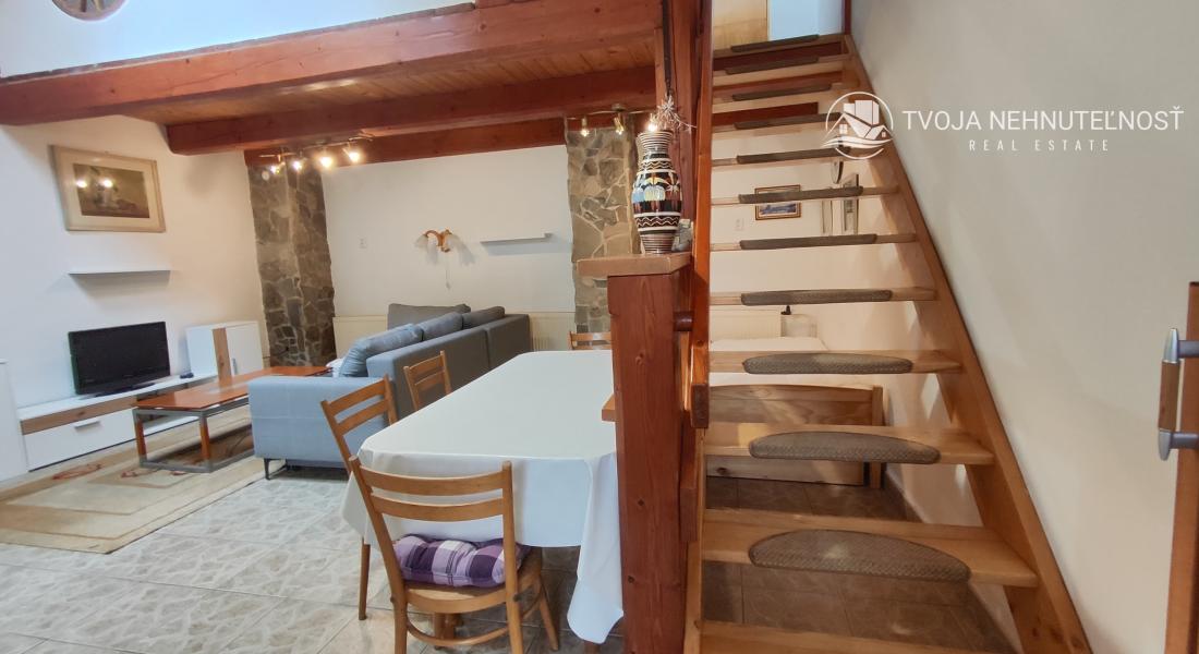 Prenajatý do 1.9.2024...2 izbový zariadený byt v centre mesta na Františkánskom námestí