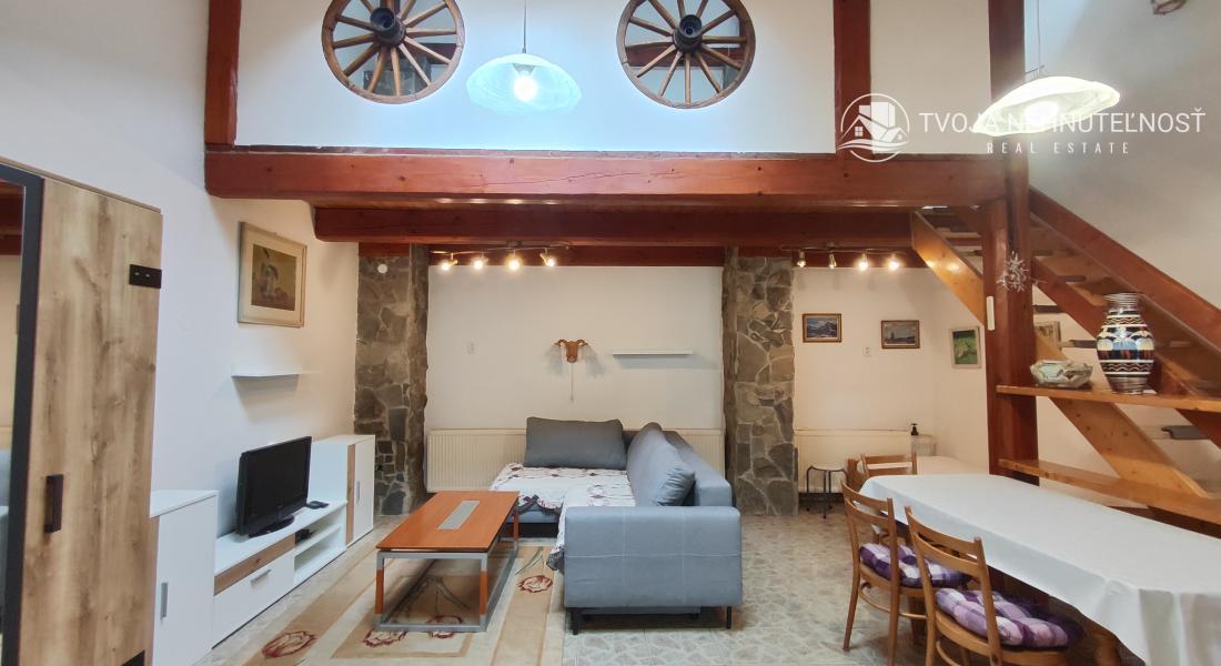 Prenajatý do 1.9.2024...2 izbový zariadený byt v centre mesta na Františkánskom námestí