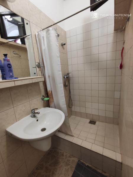 Prenajatý do 1.9.2024...2 izbový zariadený byt v centre mesta na Františkánskom námestí