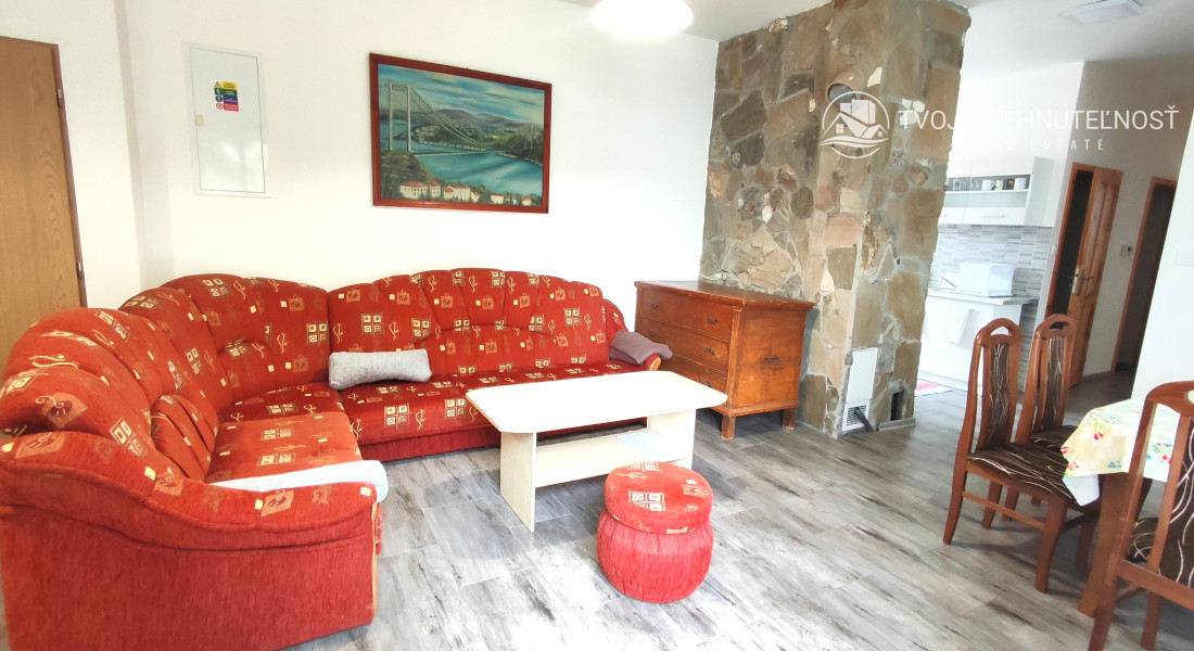 Voľný ihneď... priestranný bezbariérový 4 izbový byt s terasou v priamom centre Prešova, Františkánske námestie