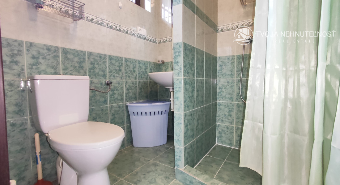 Prenajatý do 1.4.2025...samostatný 2 izbový byt v rodinnom dome v mestskej časti Surdok