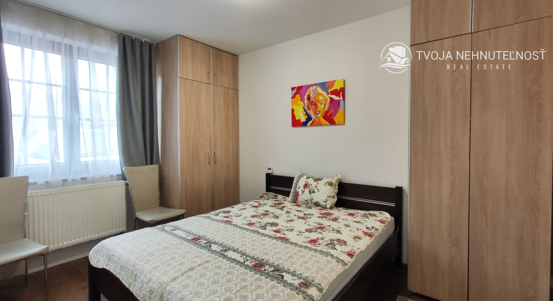 Prenajatý do 1.4.2025...samostatný 2 izbový byt v rodinnom dome v mestskej časti Surdok