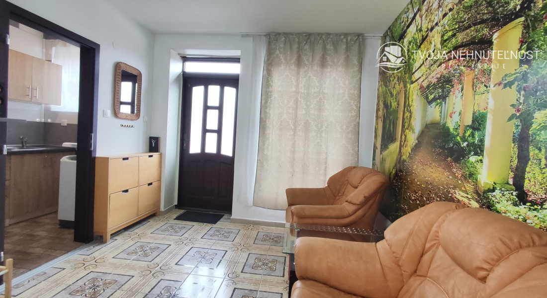 Prenajatý do 1.4.2025...samostatný 2 izbový byt v rodinnom dome v mestskej časti Surdok