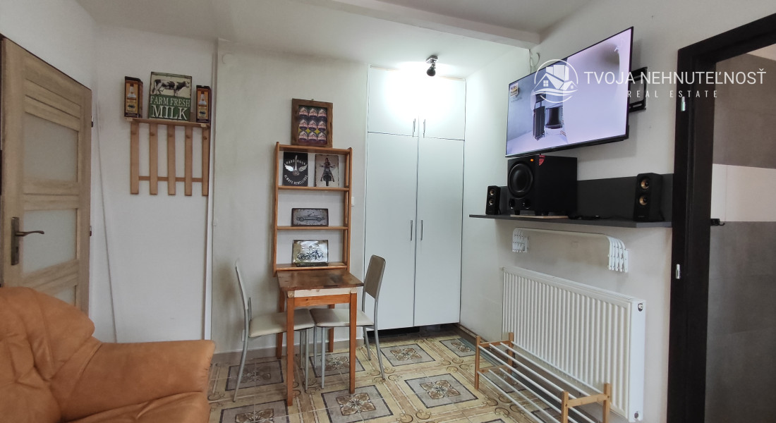 Prenajatý do 1.4.2025...samostatný 2 izbový byt v rodinnom dome v mestskej časti Surdok