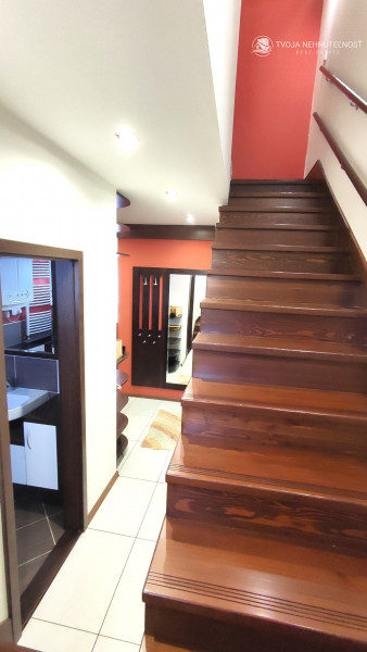 Prenajatý do 1.6.2026 .... krásny 3 izbový mezonetový byt v nadstavbe Budovateľská ulica