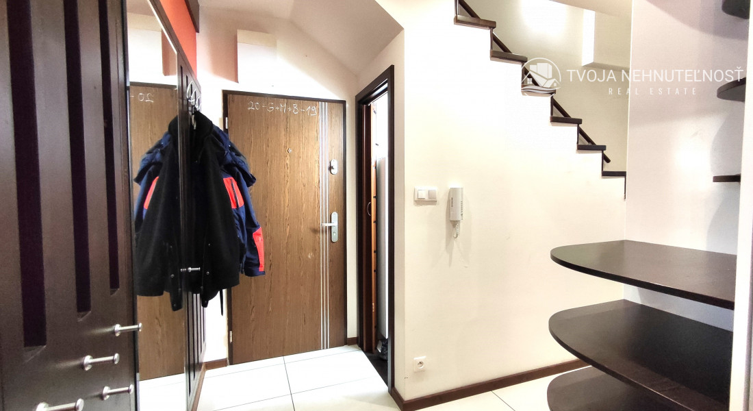 Prenajatý do 1.6.2026 .... krásny 3 izbový mezonetový byt v nadstavbe Budovateľská ulica