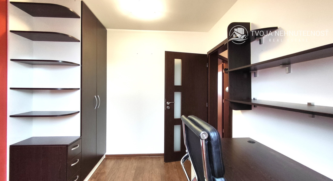 Prenajatý do 1.6.2026 .... krásny 3 izbový mezonetový byt v nadstavbe Budovateľská ulica