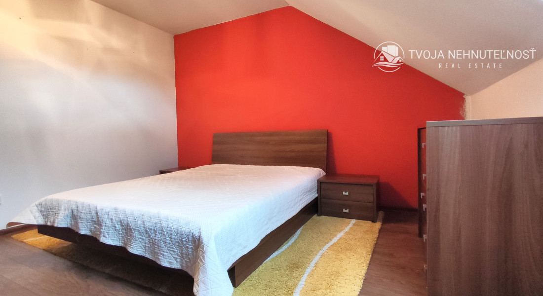 Prenajatý do 1.6.2026 .... krásny 3 izbový mezonetový byt v nadstavbe Budovateľská ulica