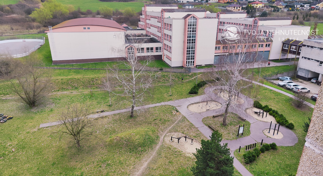 Prenajatý do 31.01.2026.... Prenájom 1 izbového bytu Sekčov Sibírska, čiastočne zariadený