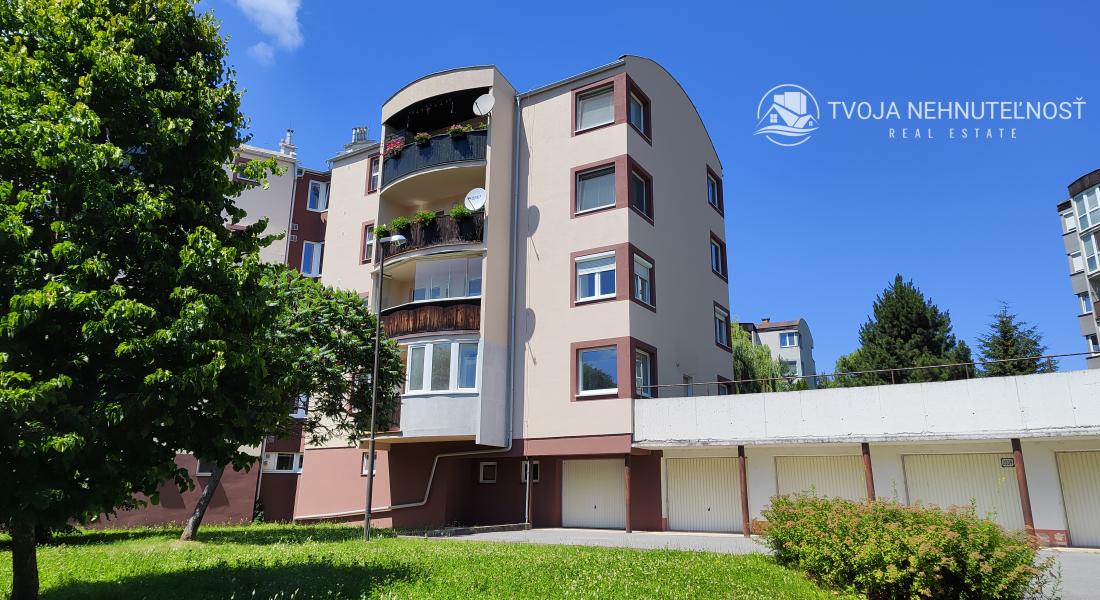 Prenajatý do 1.1.2026 ... Na prenájom skvelý 4 izbový byt v zabývanej novostavbe Tekeľova ulica Ľubotice (za OC MAX), zariadený s garážou, voľný ihneď