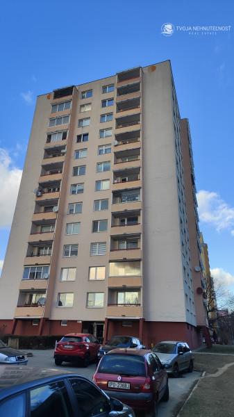 Prenajatý do 30.05.2026... útulný zariadený 3 izbový byt Sídlisko 3  - s dvomi loggiami, Prešov ul. Prostejovská