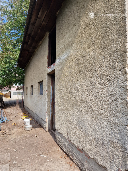 Perspektívny malý rodinný domček na budúcu realizáciu bývania podľa vlastných predstáv, Drienovská Nová Ves, intravilán