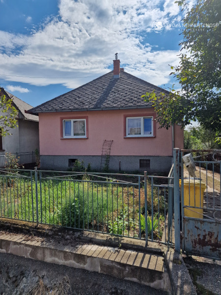 Perspektívny malý rodinný domček na budúcu realizáciu bývania podľa vlastných predstáv, Drienovská Nová Ves, intravilán