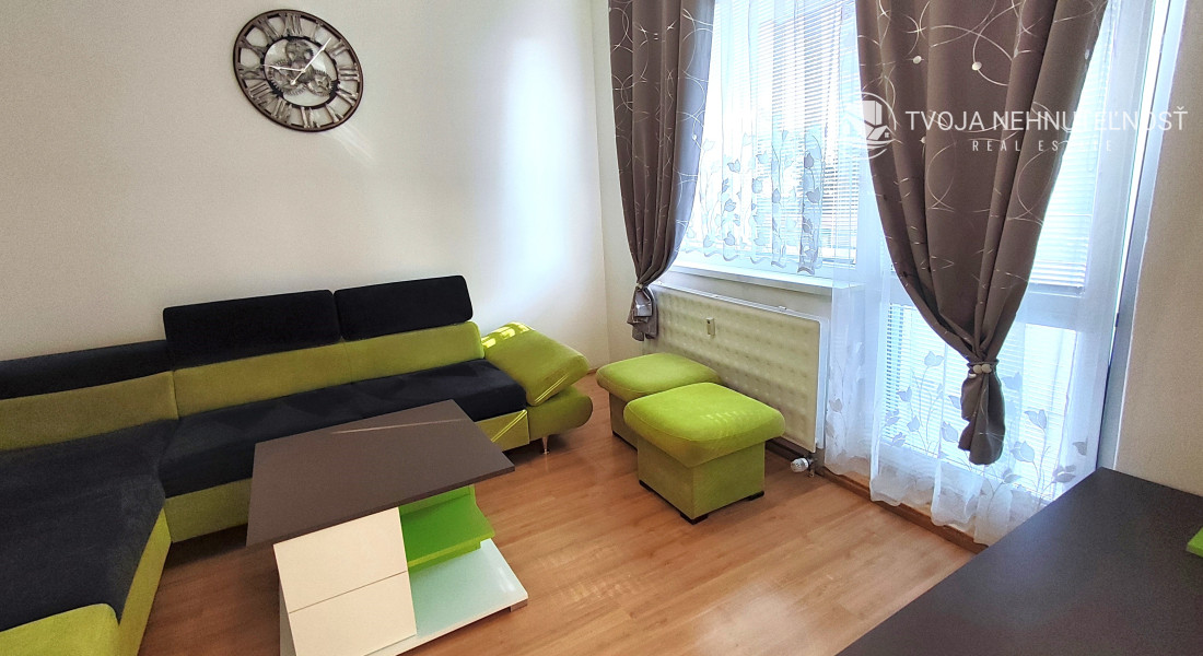 Prenajatý do 30.05.2026... útulný zariadený 3 izbový byt Sídlisko 3  - s dvomi loggiami, Prešov ul. Prostejovská