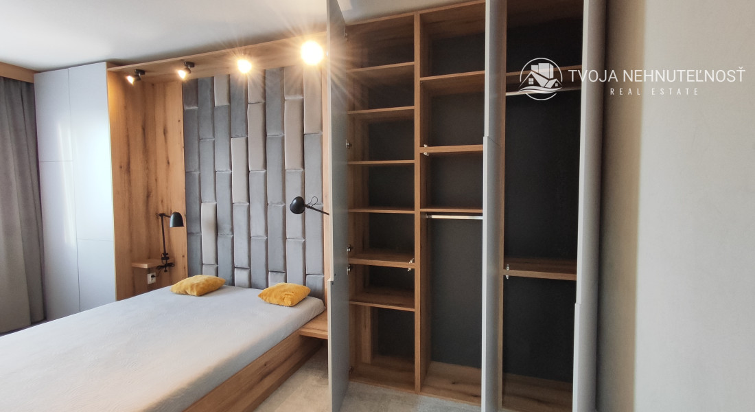 Prenajatý do 1.1.2026....Exkluzívny 2 izbový byt po kompletnej dizajnovej rekonštrukcii na Sekčove, 60 m2