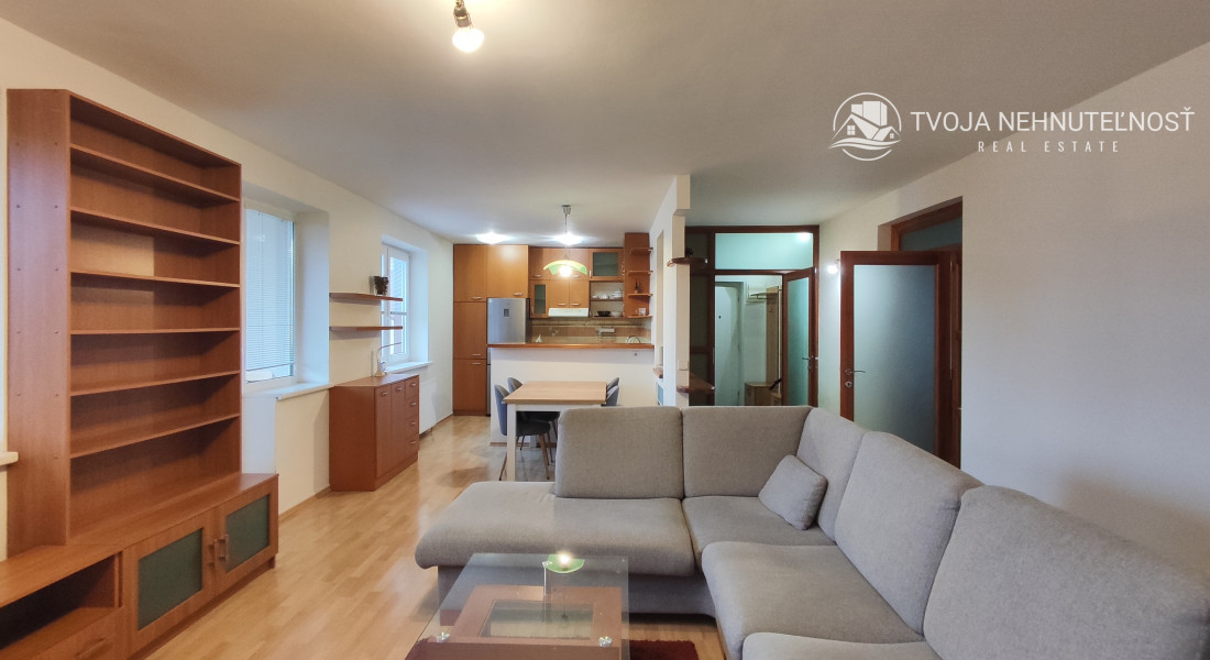 Prenajatý do 1.1.2026 ... Na prenájom skvelý 4 izbový byt v zabývanej novostavbe Tekeľova ulica Ľubotice (za OC MAX), zariadený s garážou, voľný ihneď