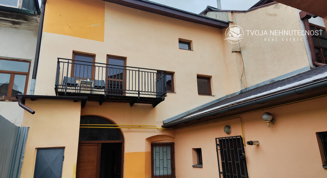 Priestor na prenájom na Hlavnej ulici vo dvore - I.poschodie