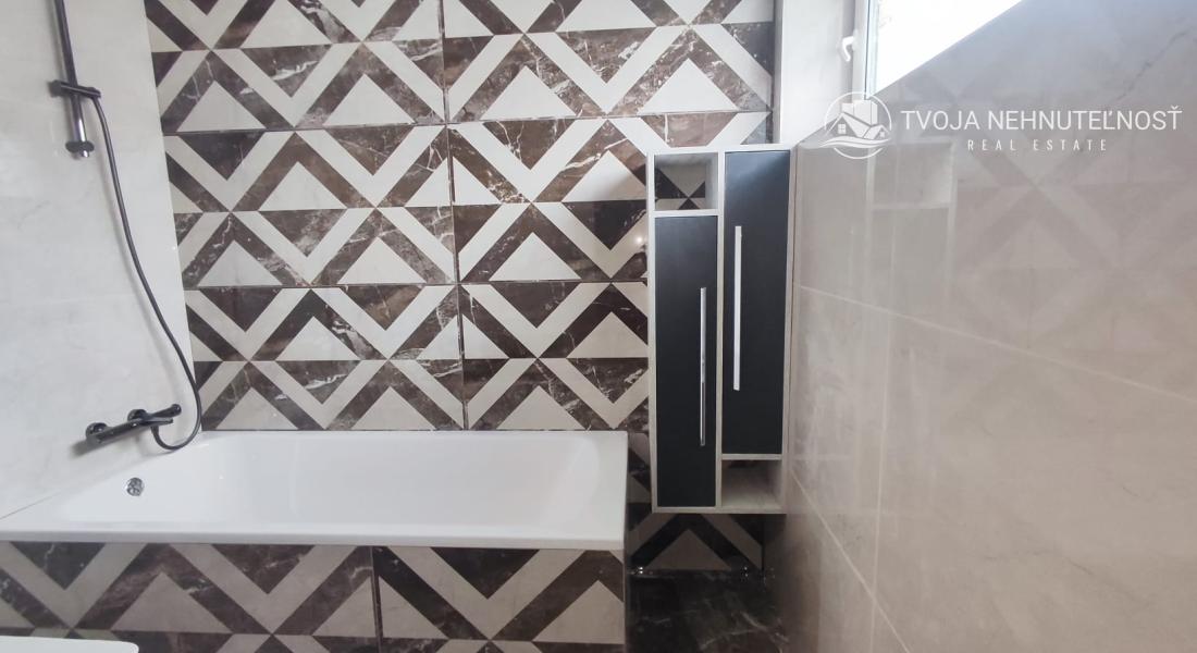 Posledný 3 izbový murovaný dom s pozemkom 502 m2 FINTICE-GRIBĽOVEC