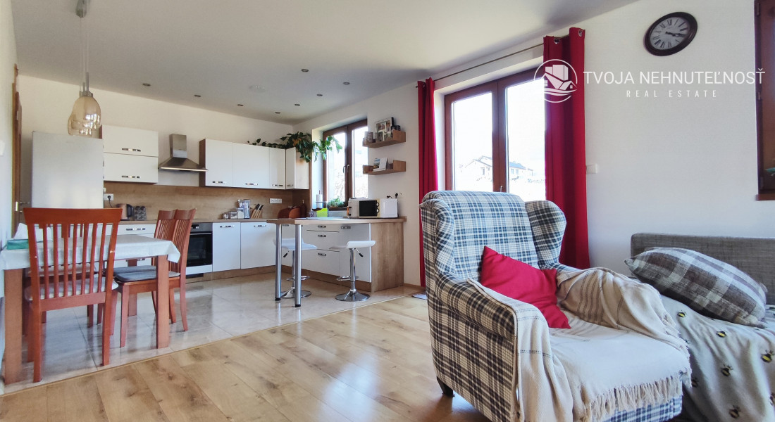 Na predaj krásny 4 izbový dom s možnosťou realizácie obytného podkrovia na 2 izby, veľkorysý pozemok 1000 m2, Fintice