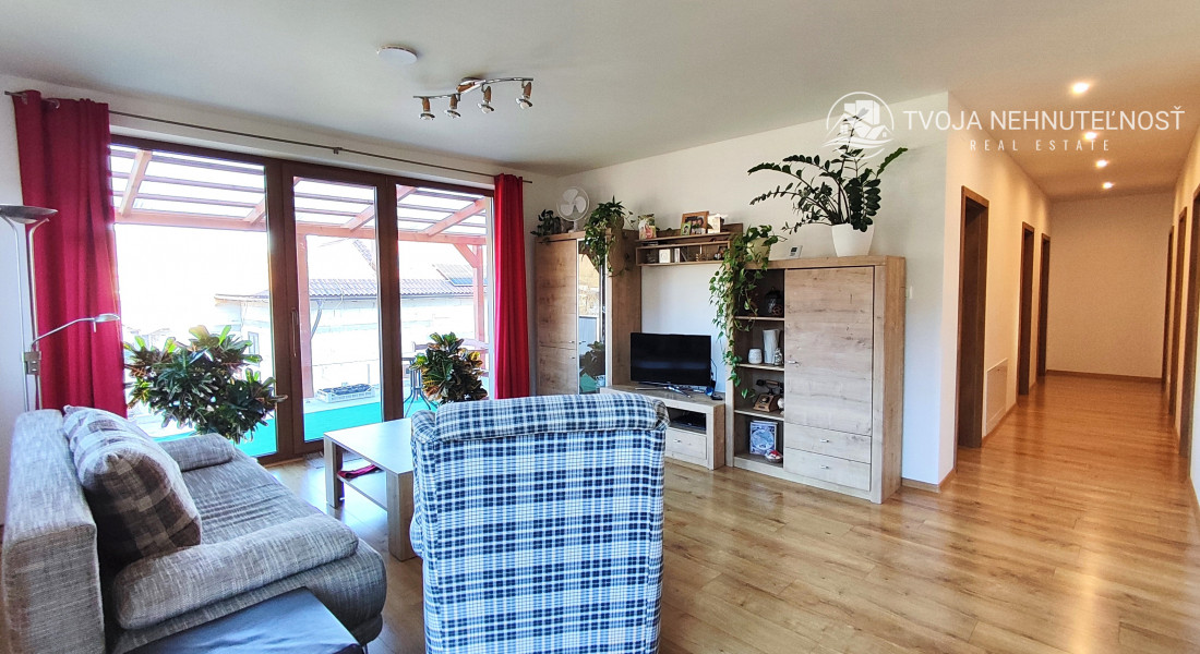 Na predaj krásny 4 izbový dom s možnosťou realizácie obytného podkrovia na 2 izby, veľkorysý pozemok 1000 m2, Fintice