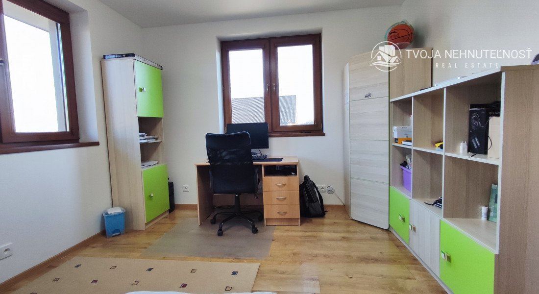 Na predaj krásny 4 izbový dom s možnosťou realizácie obytného podkrovia na 2 izby, veľkorysý pozemok 1000 m2, Fintice