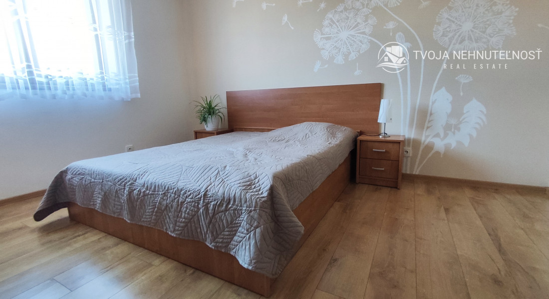 Na predaj krásny 4 izbový dom s možnosťou realizácie obytného podkrovia na 2 izby, veľkorysý pozemok 1000 m2, Fintice