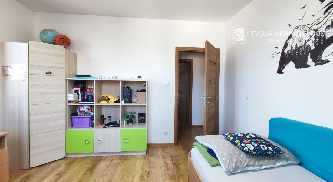 Na predaj krásny 4 izbový dom s možnosťou realizácie obytného podkrovia na 2 izby, veľkorysý pozemok 1000 m2, Fintice