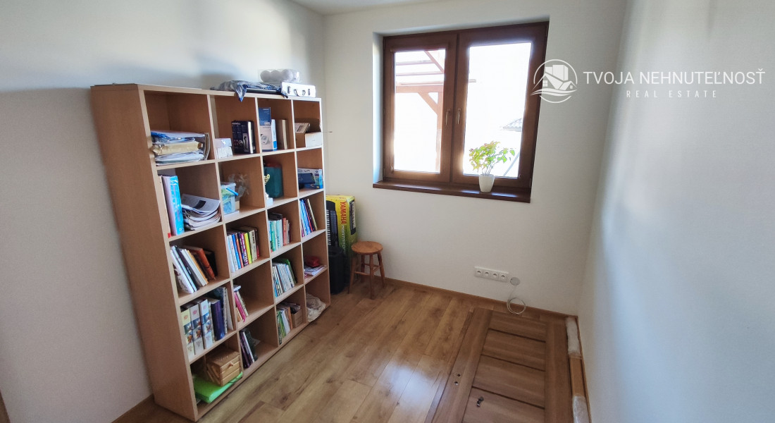 Na predaj krásny 4 izbový dom s možnosťou realizácie obytného podkrovia na 2 izby, veľkorysý pozemok 1000 m2, Fintice