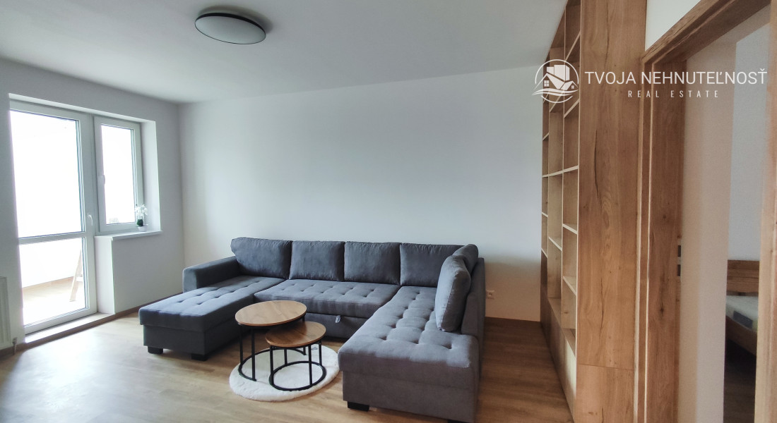 Prenajatý do 1.6.2026....Exkluzívny 2 izbový byt s loggiou pre náročnejších, Tekeľova ulica Ľubotice-Sekčov