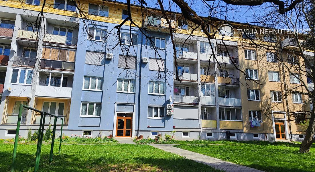 Prenajatý do 1.11.2026.... 2 izbový byt Levočská ulica, po kompletnej rekonštrukcii, zariadený